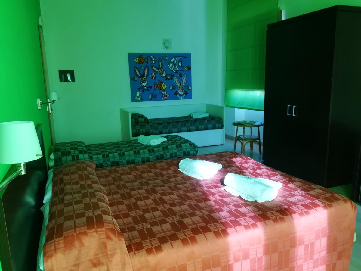 Hotel I Colori SantʼAntìoco Exteriér fotografie